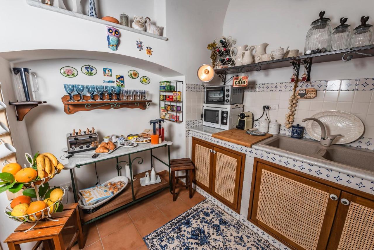 La Casa Degli Angeli Panzió Salerno Kültér fotó