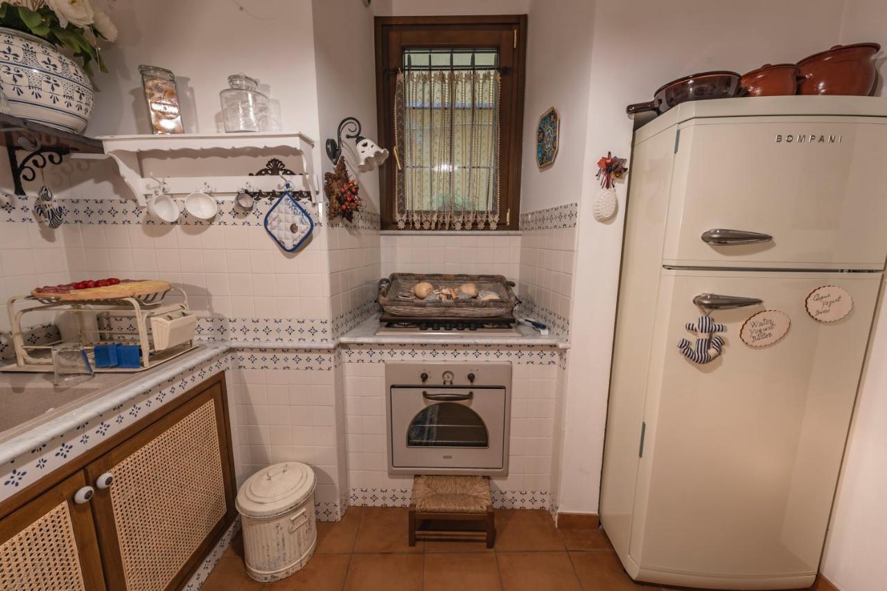 La Casa Degli Angeli Panzió Salerno Kültér fotó