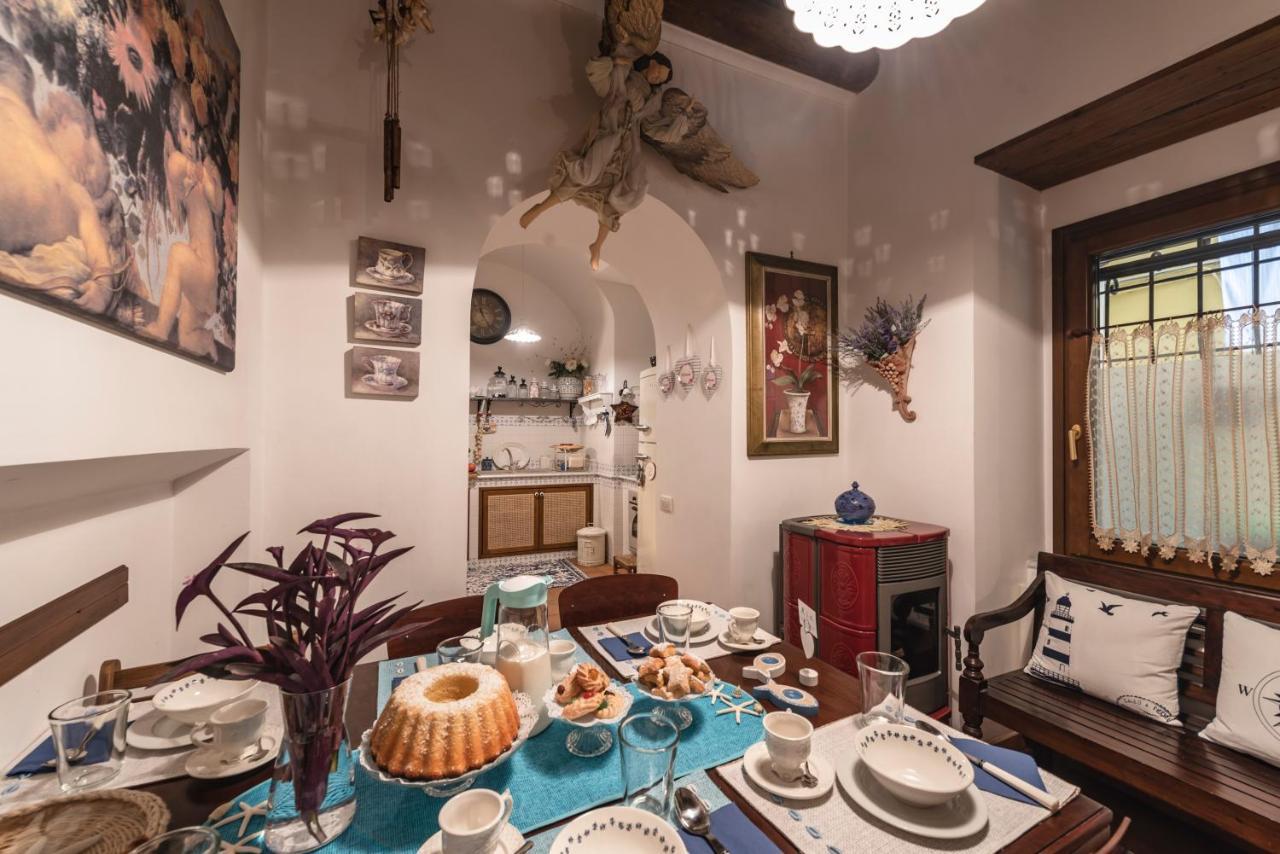 La Casa Degli Angeli Panzió Salerno Kültér fotó