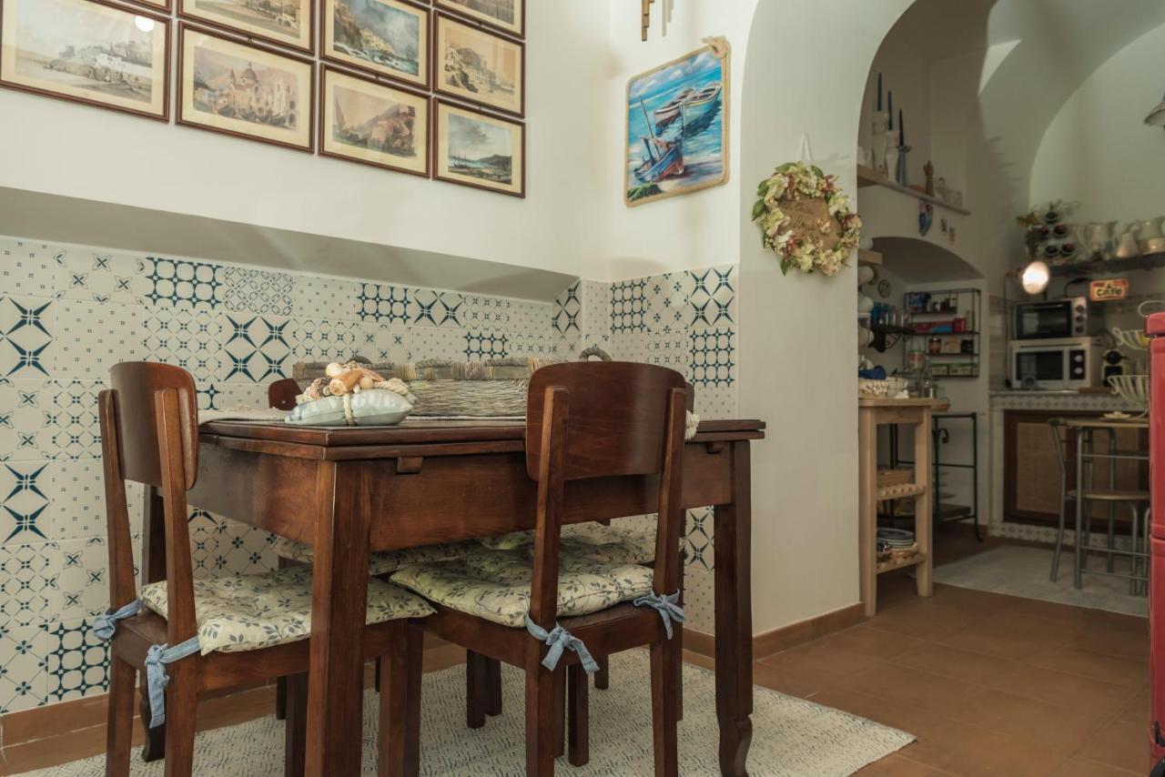 La Casa Degli Angeli Panzió Salerno Kültér fotó